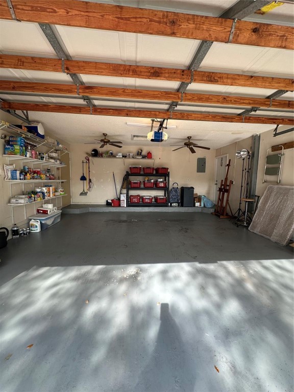 CROSS CREEK - Residential