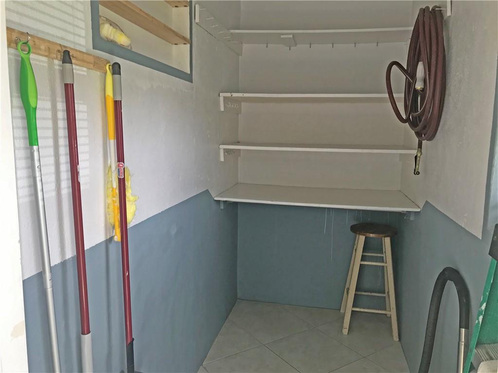 LIGHTHOUSE BAY CONDO - Residential Lease