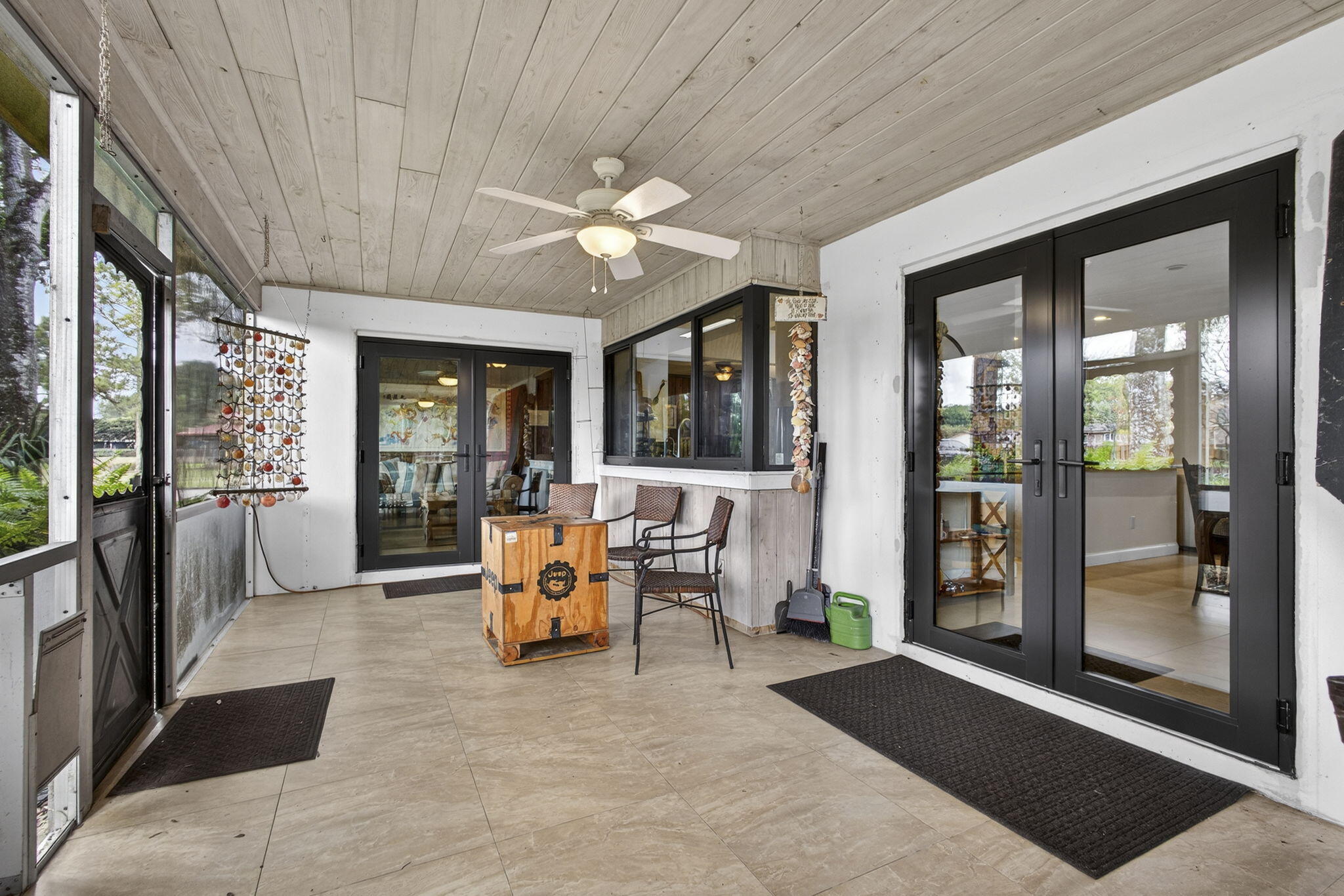 PALM BEACH LITTLE RANCHES - Residential