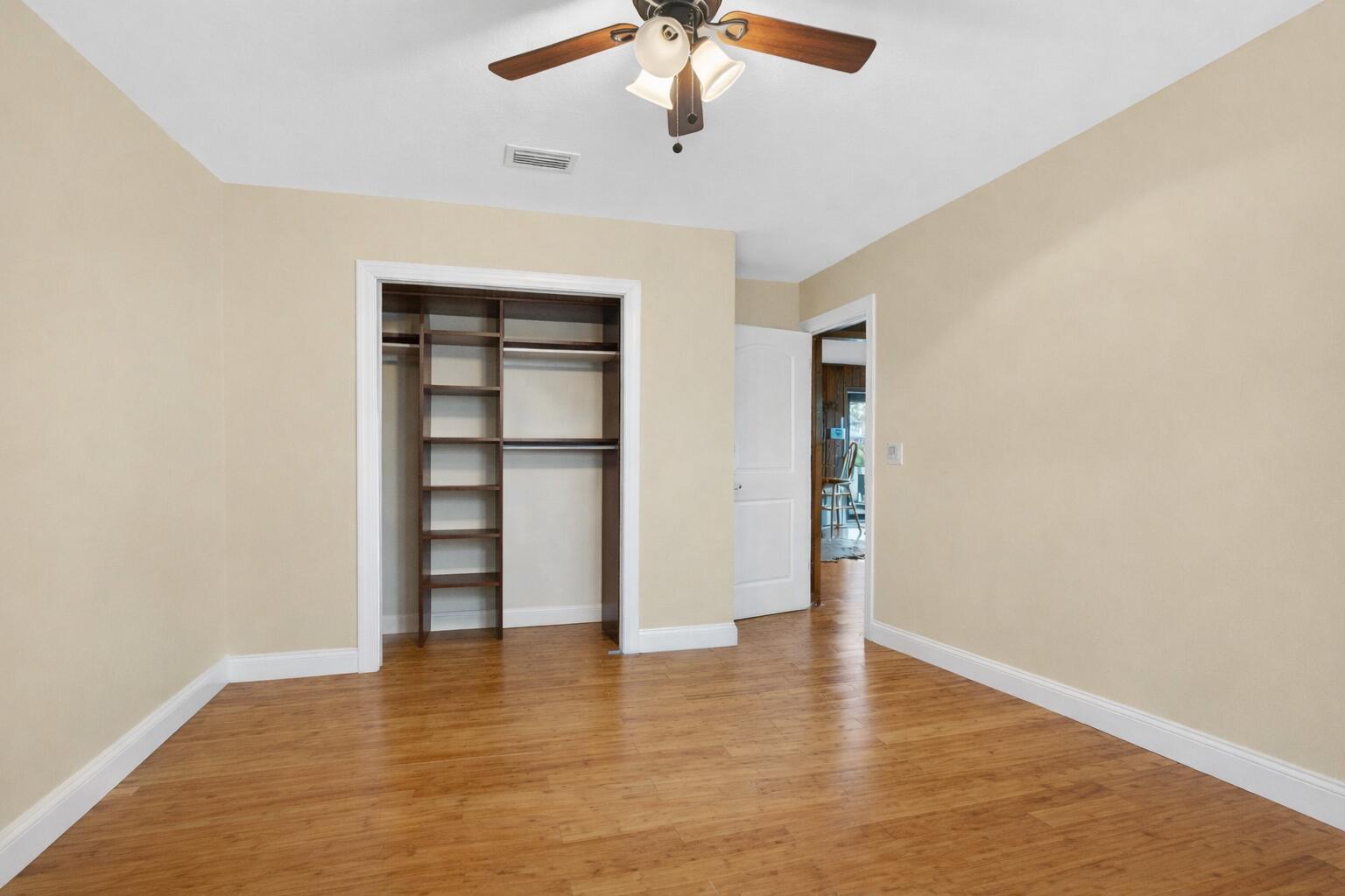 PALM BEACH LITTLE RANCHES - Residential