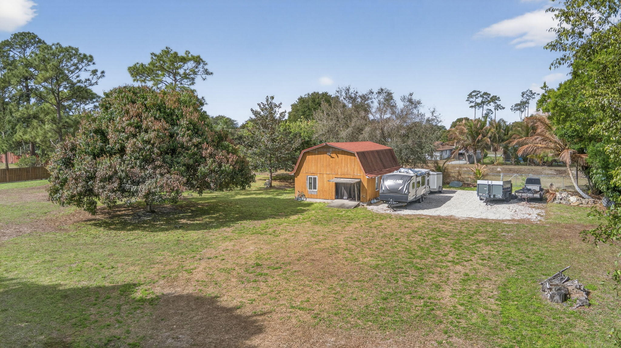 PALM BEACH LITTLE RANCHES - Residential