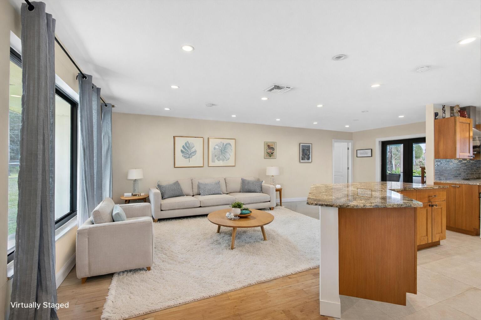 749 W Rambling Drive