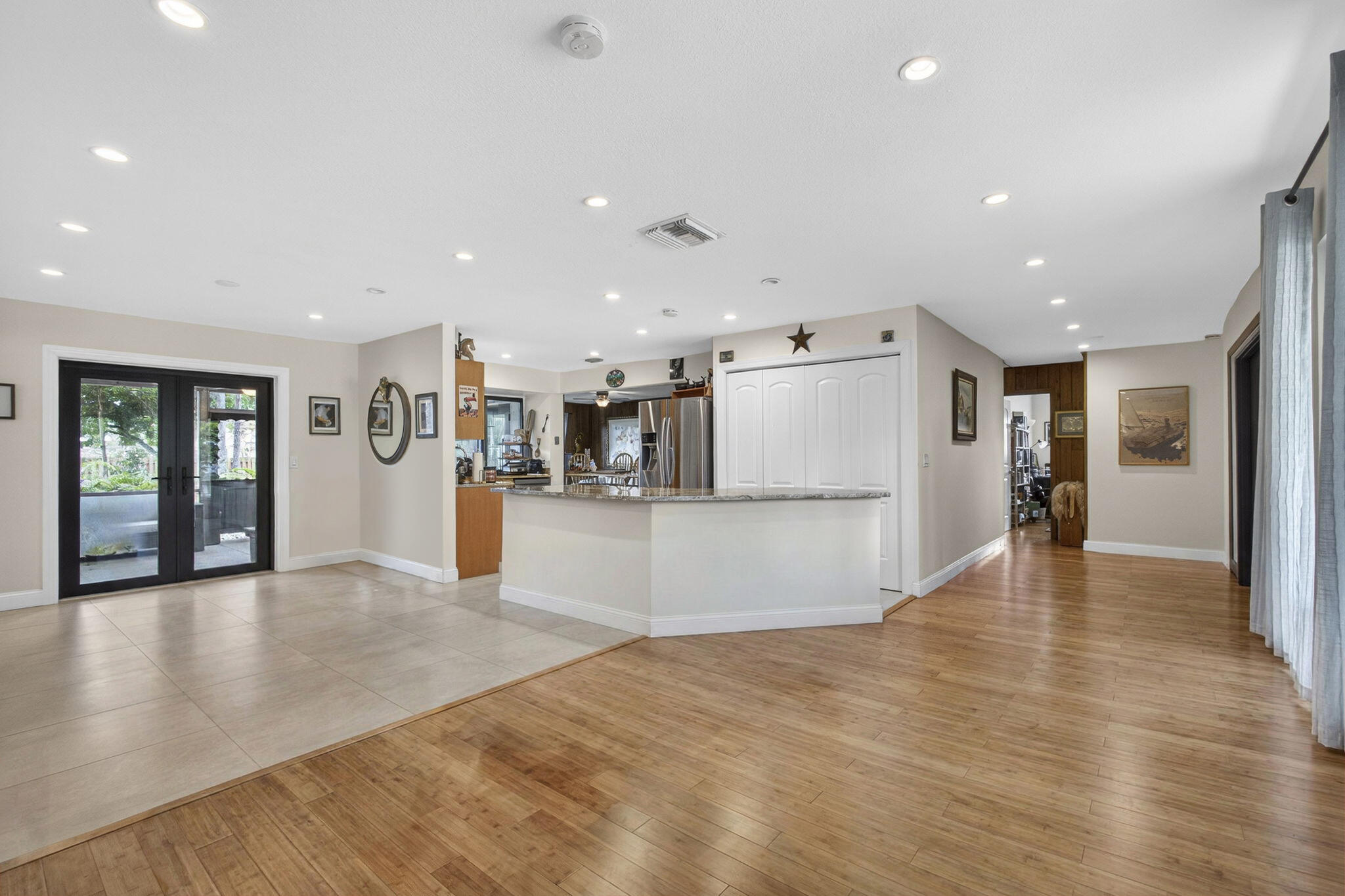 PALM BEACH LITTLE RANCHES - Residential