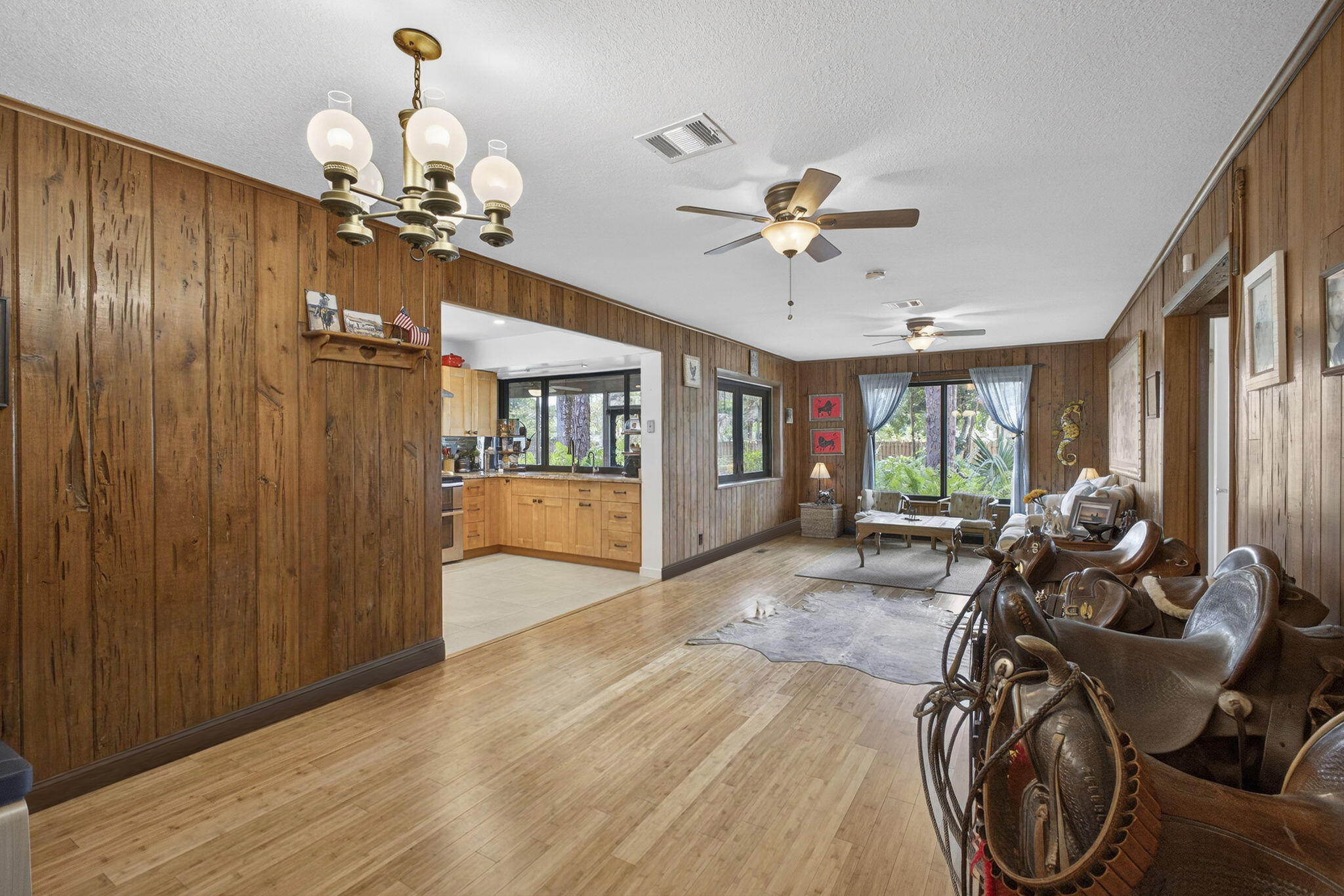 PALM BEACH LITTLE RANCHES - Residential