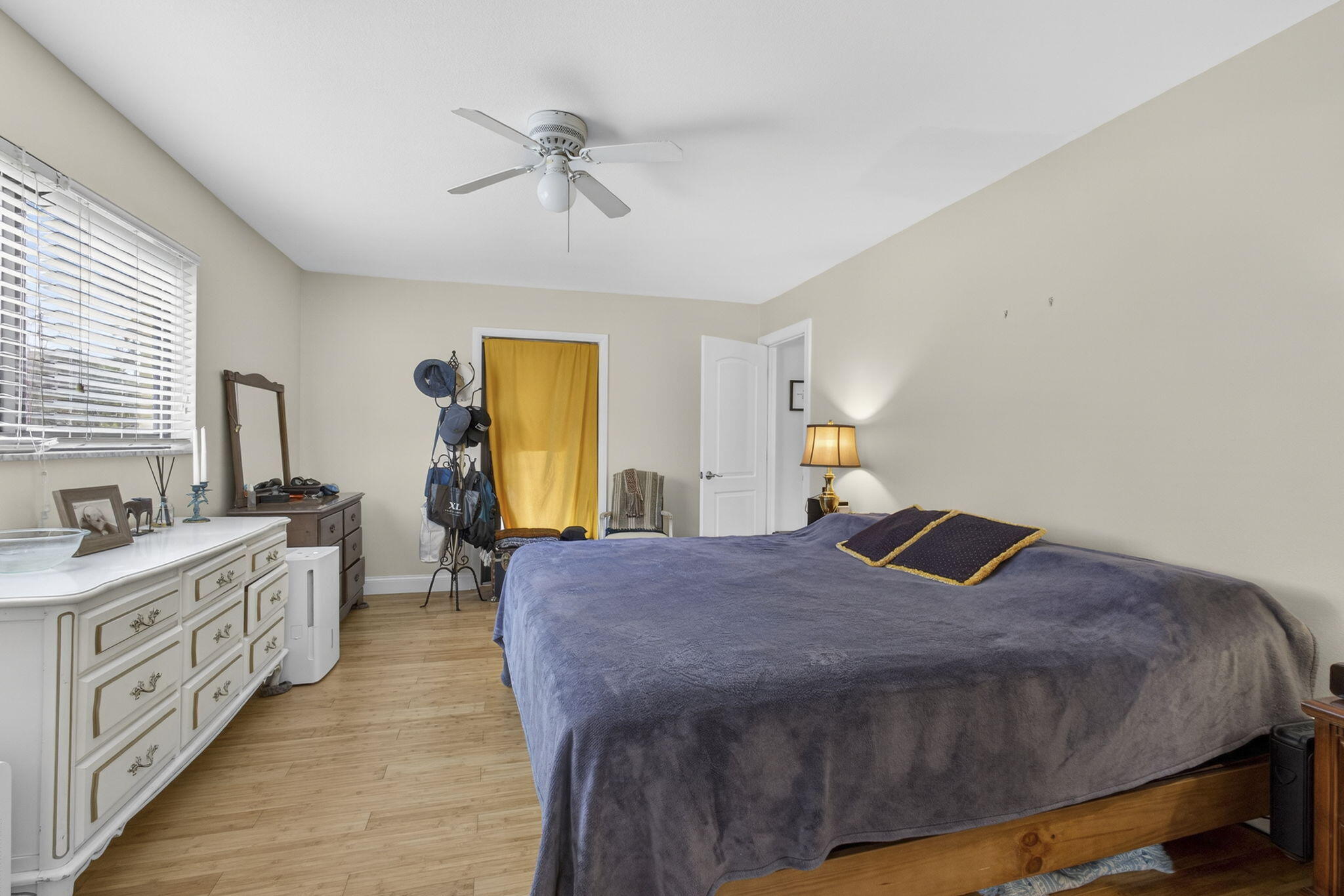 PALM BEACH LITTLE RANCHES - Residential