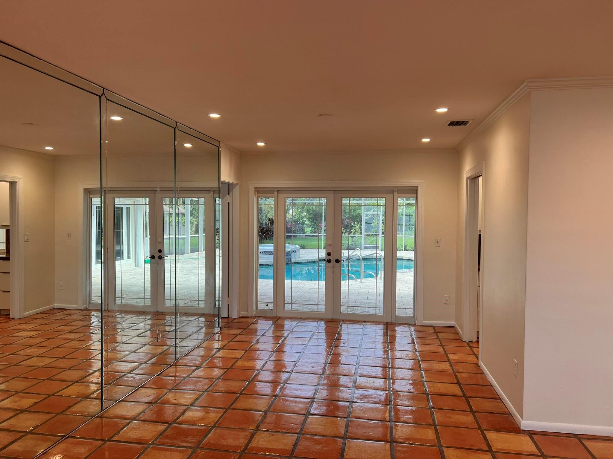 PALMETTO ROAD ESTS - Residential