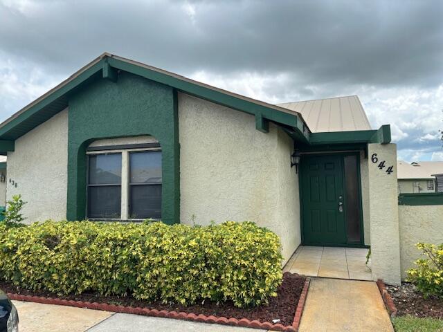 3/2 townhouse with outside parking, picnic area, play area, community pool, sidewalks, and close proximity to Whispering Pines Park, Treasure Coast High School, and shopping.Call Broker/Agent - Alberto Silva with any needs or questions.