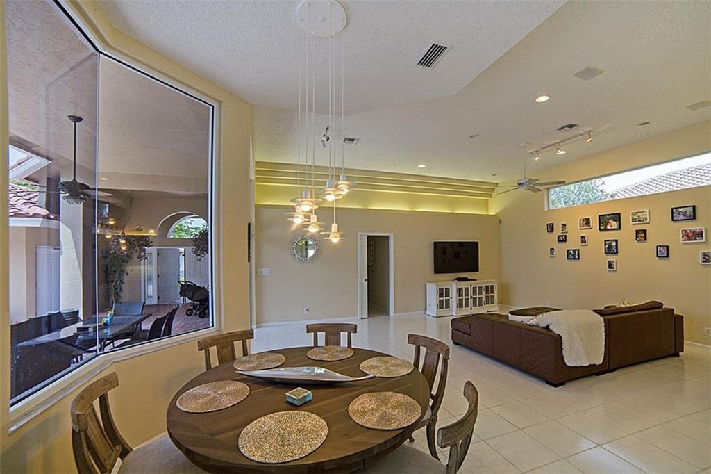 The Landings Of Parkland - Residential