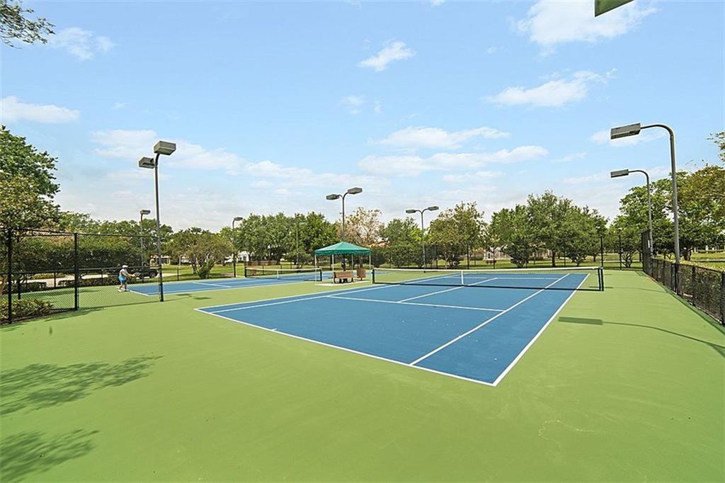 The Landings Of Parkland - Residential