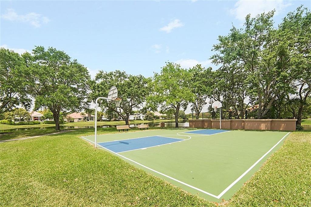 The Landings Of Parkland - Residential