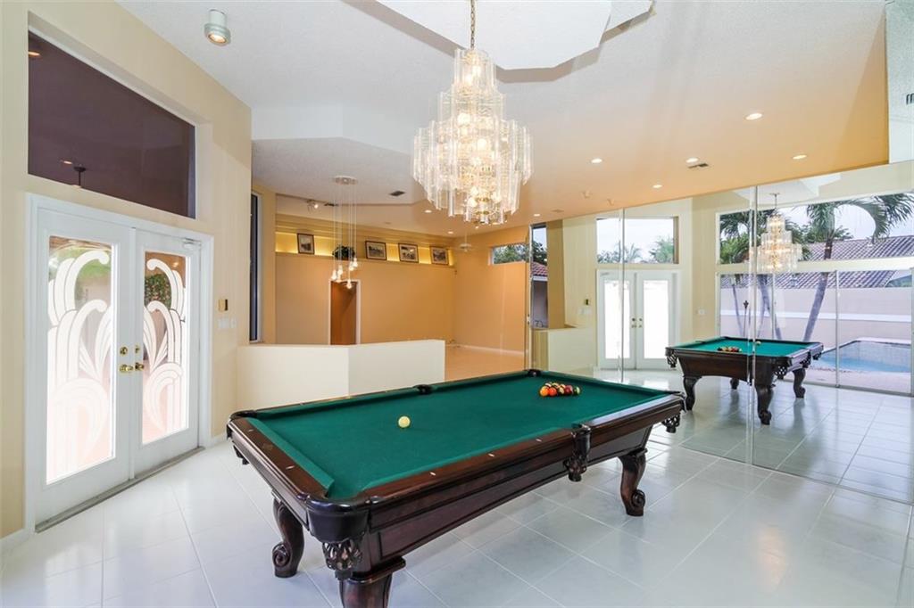 The Landings Of Parkland - Residential