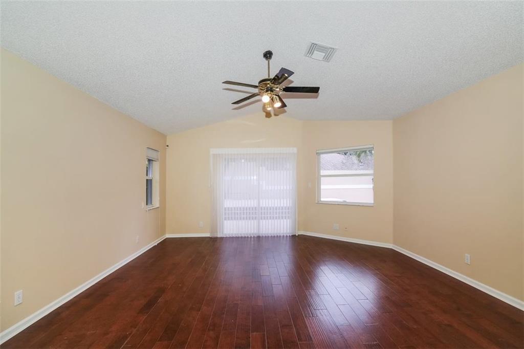 The Landings Of Parkland - Residential