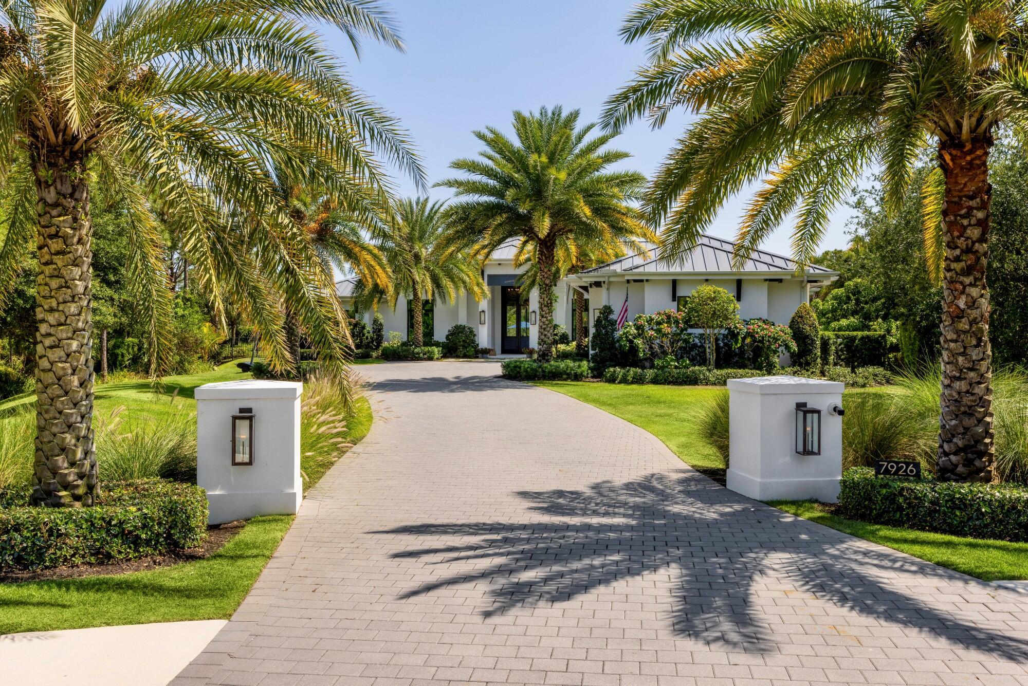 JUPITER EQUESTRIAN ESTATE - Residential