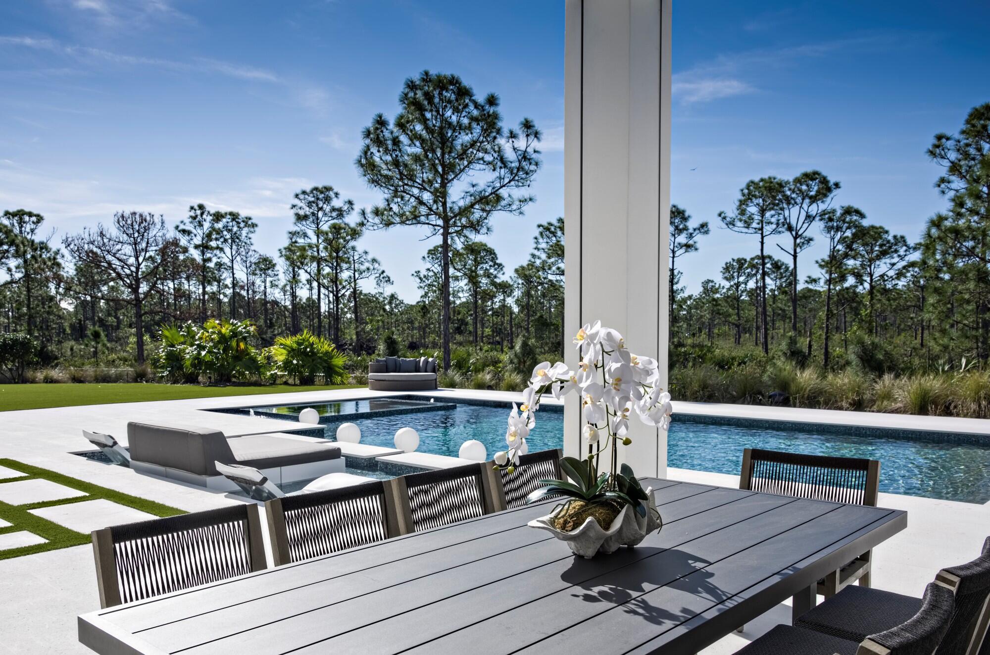 JUPITER EQUESTRIAN ESTATE - Residential