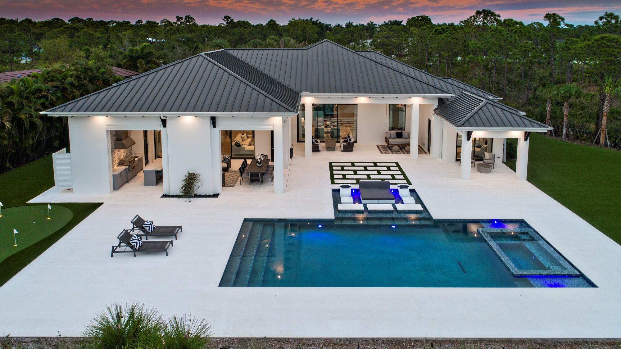 JUPITER EQUESTRIAN ESTATE - Residential