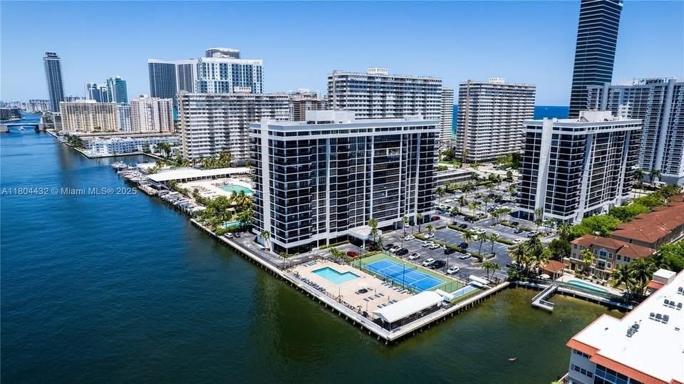 Avant Garde Condo - Residential Lease