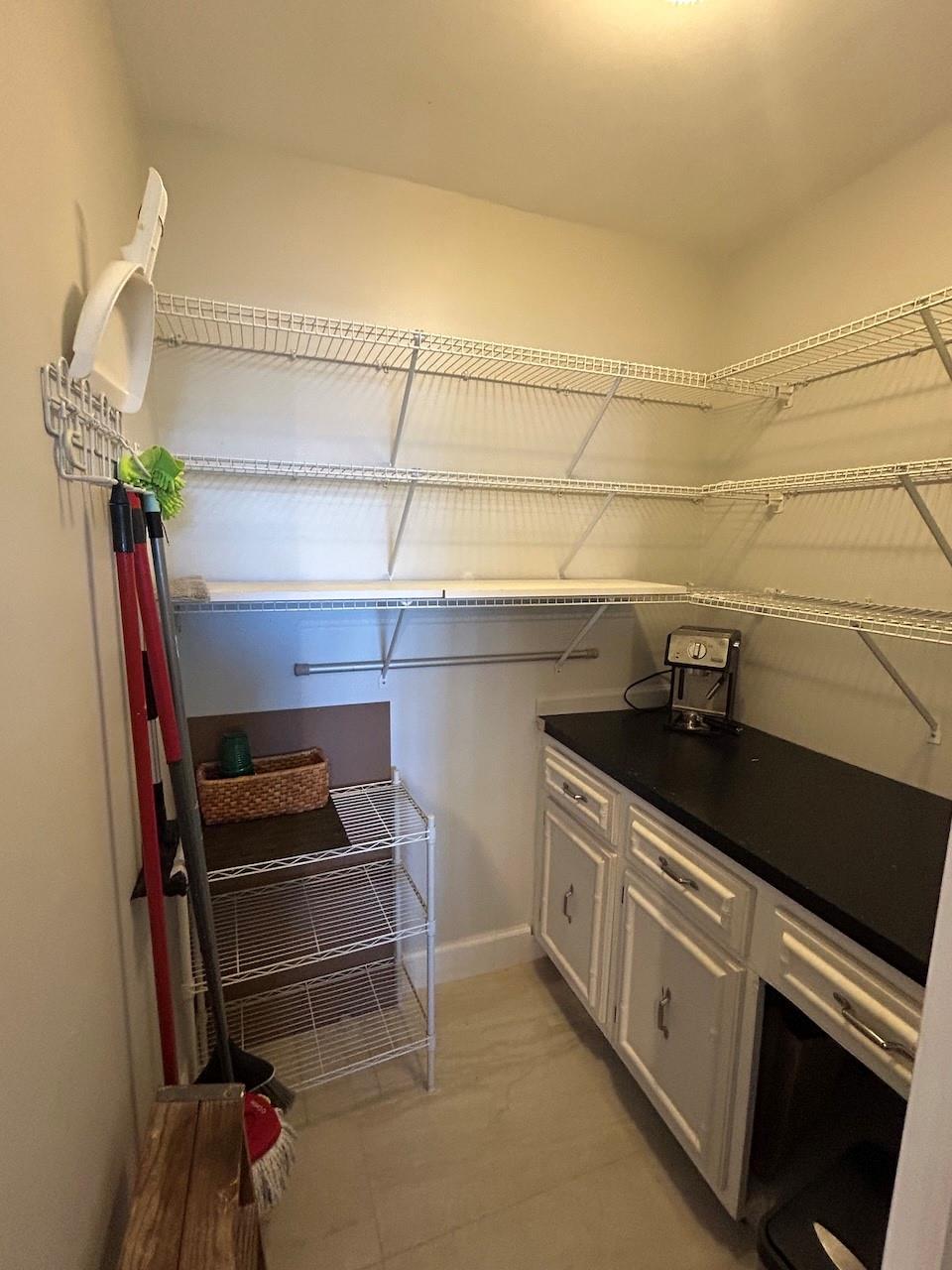 Avant Garde Condo - Residential Lease