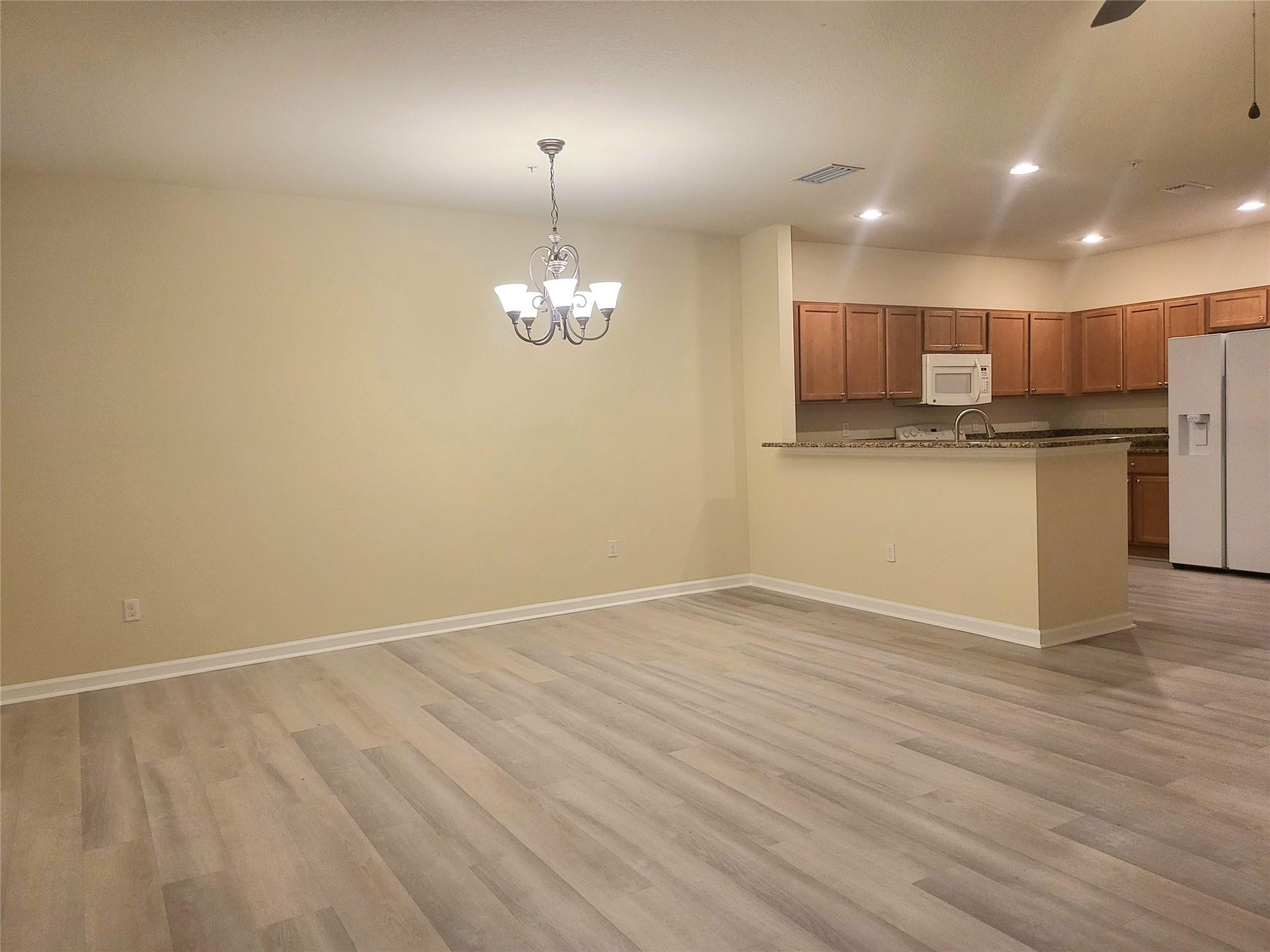 PALOMA LAKES PLAT - Residential Lease