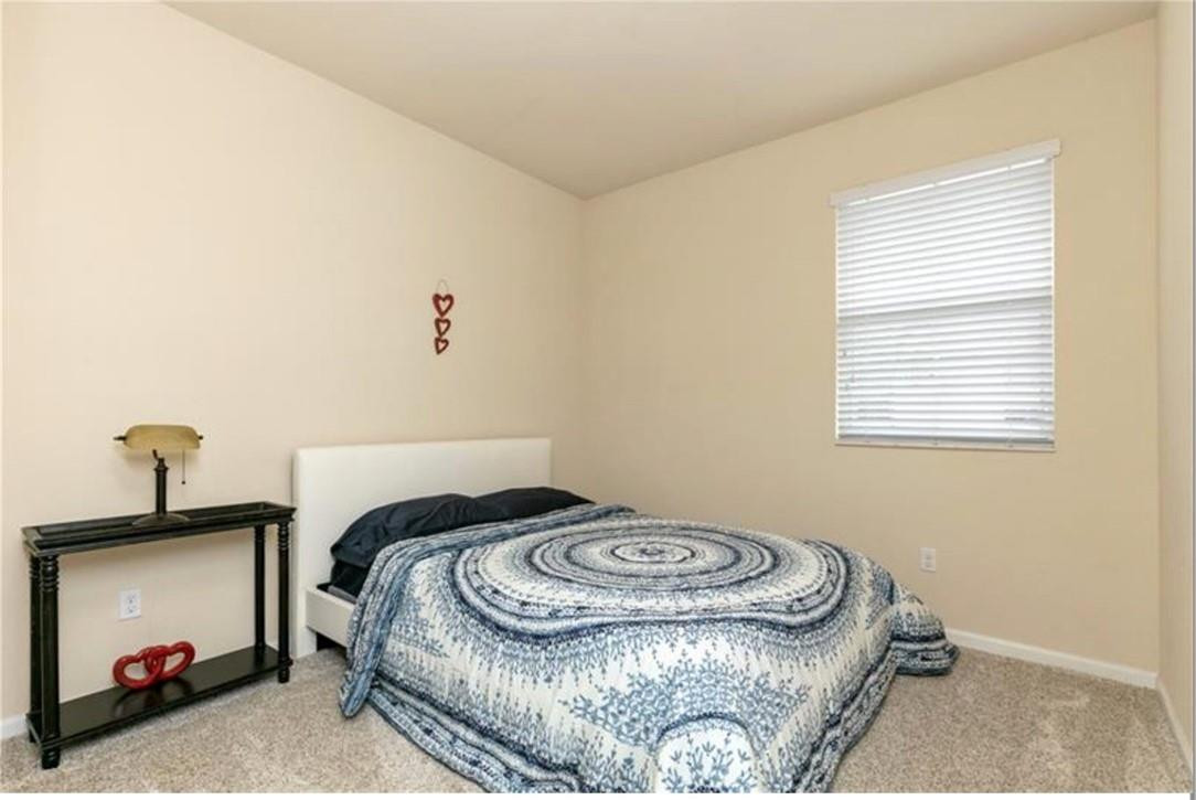 PALOMA LAKES PLAT - Residential Lease