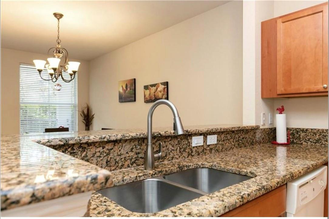 PALOMA LAKES PLAT - Residential Lease