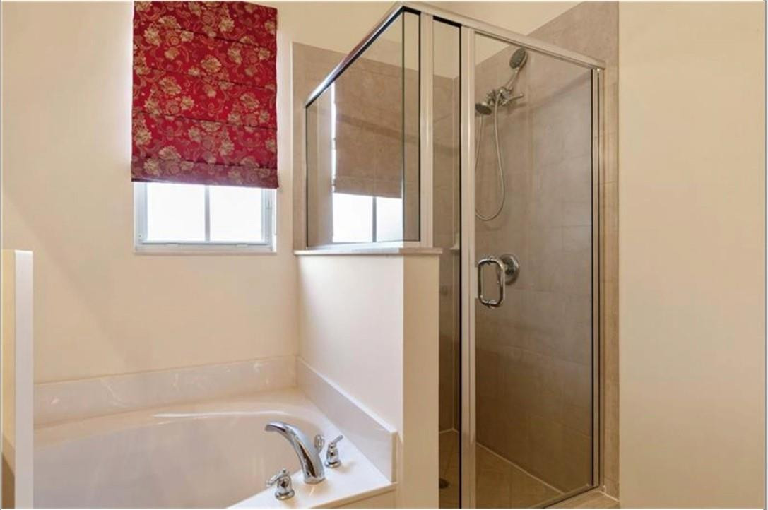 PALOMA LAKES PLAT - Residential Lease