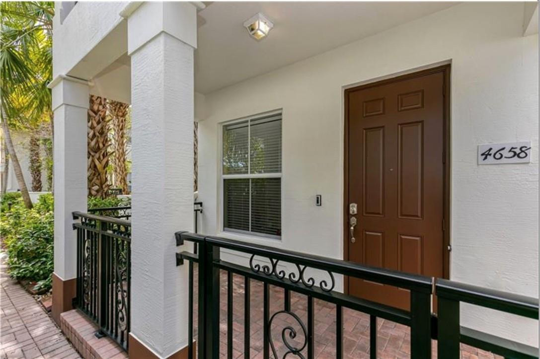 PALOMA LAKES PLAT - Residential Lease