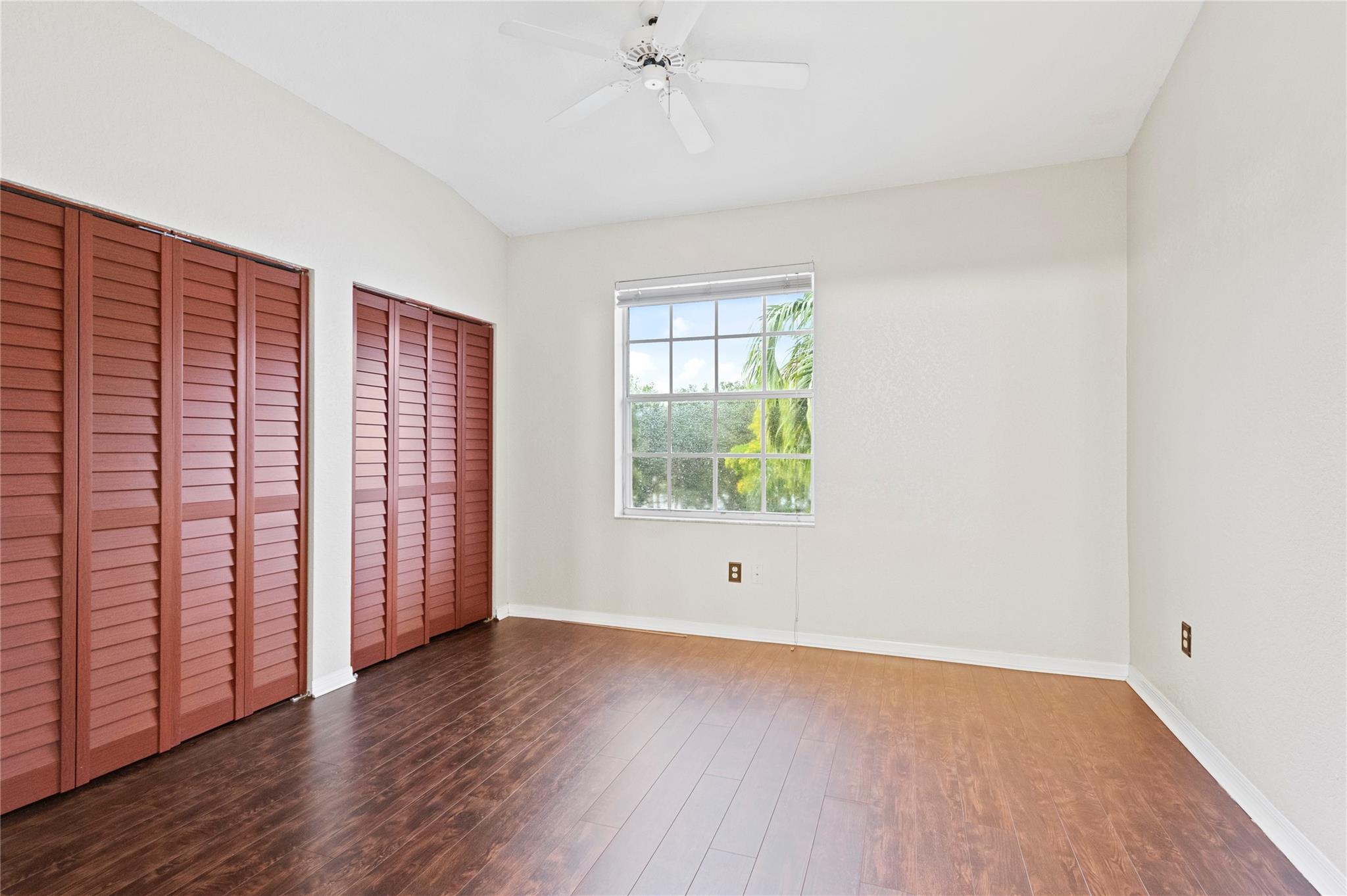 VILLAS DE TUSCANY CONDO - Residential Lease