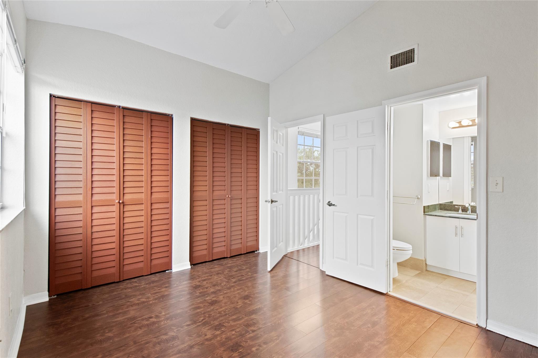 VILLAS DE TUSCANY CONDO - Residential Lease