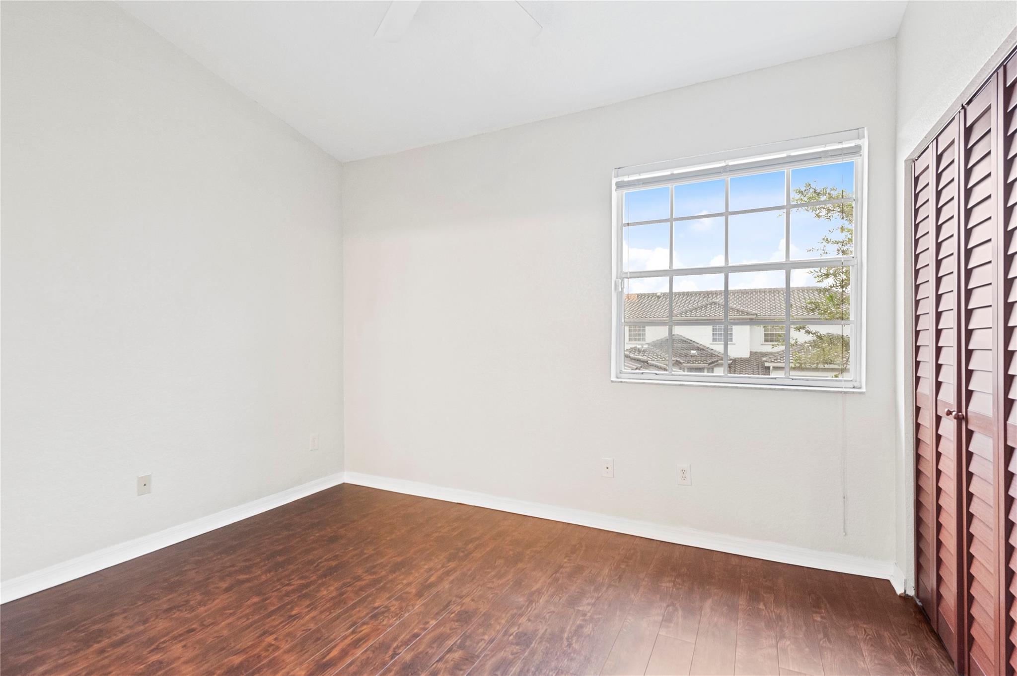 VILLAS DE TUSCANY CONDO - Residential Lease