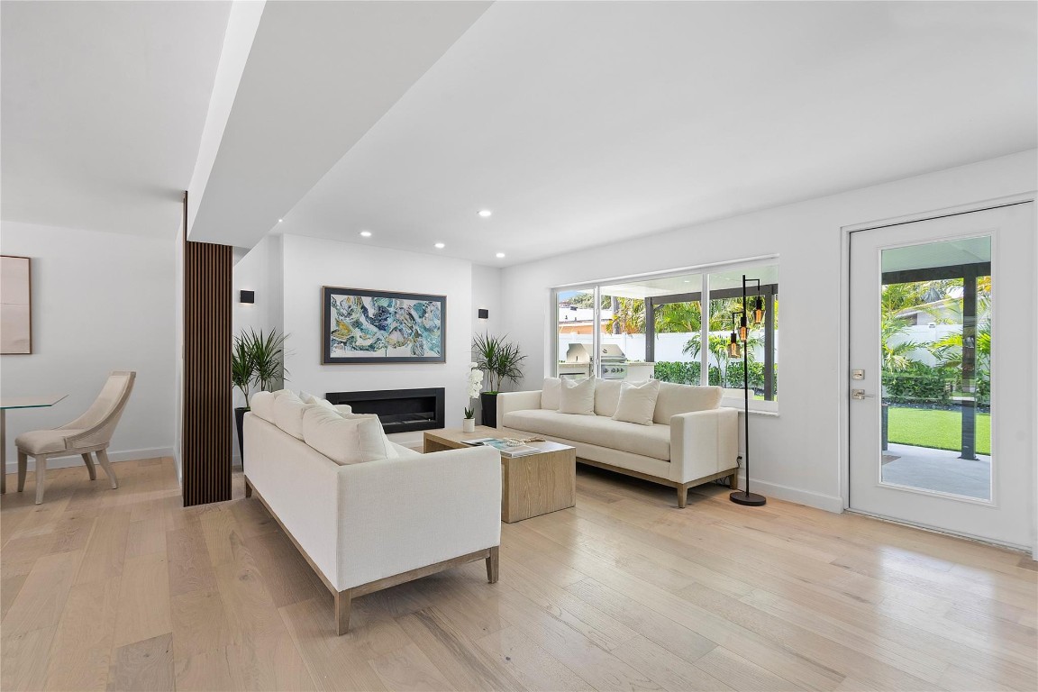 LAKE PLACID - Residential