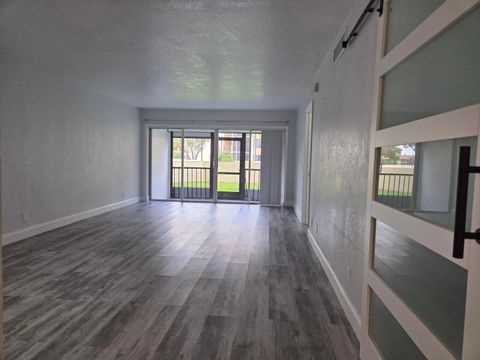 3905 N Nob Hill Road Apt 110 Sunrise FL 33351