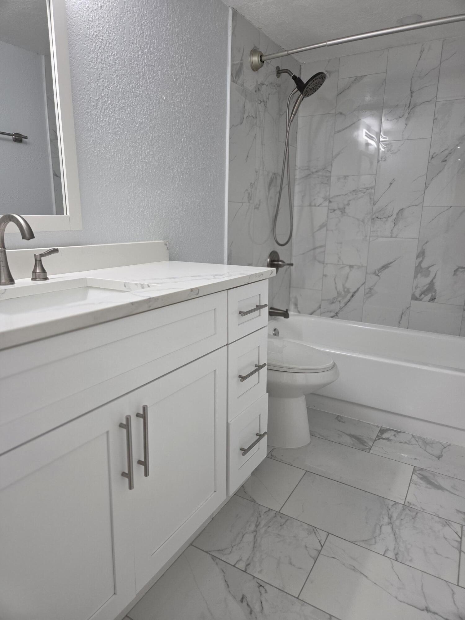 SUNRISE ISLAND CONDOMINIUM - Residential