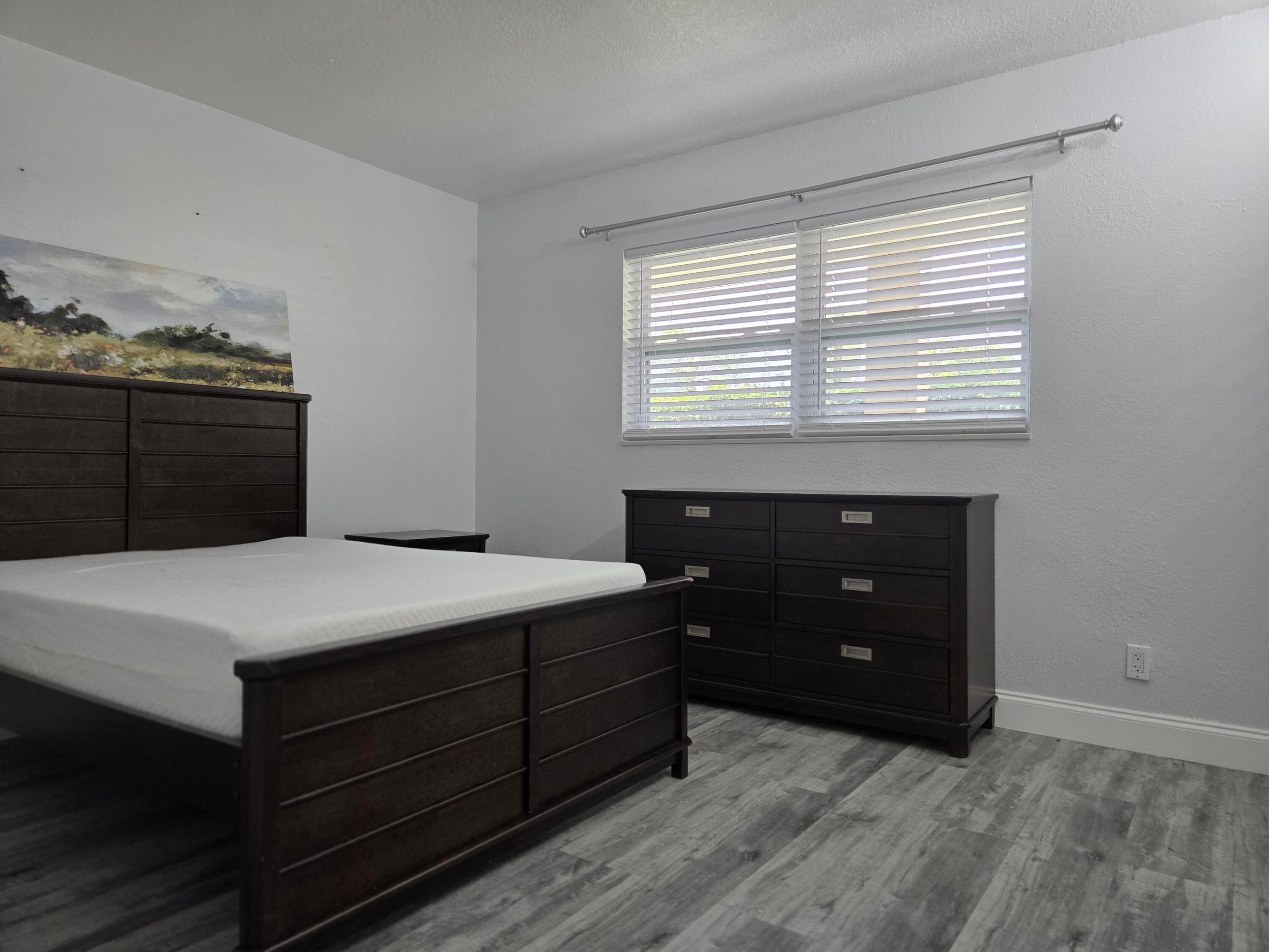 SUNRISE ISLAND CONDOMINIUM - Residential