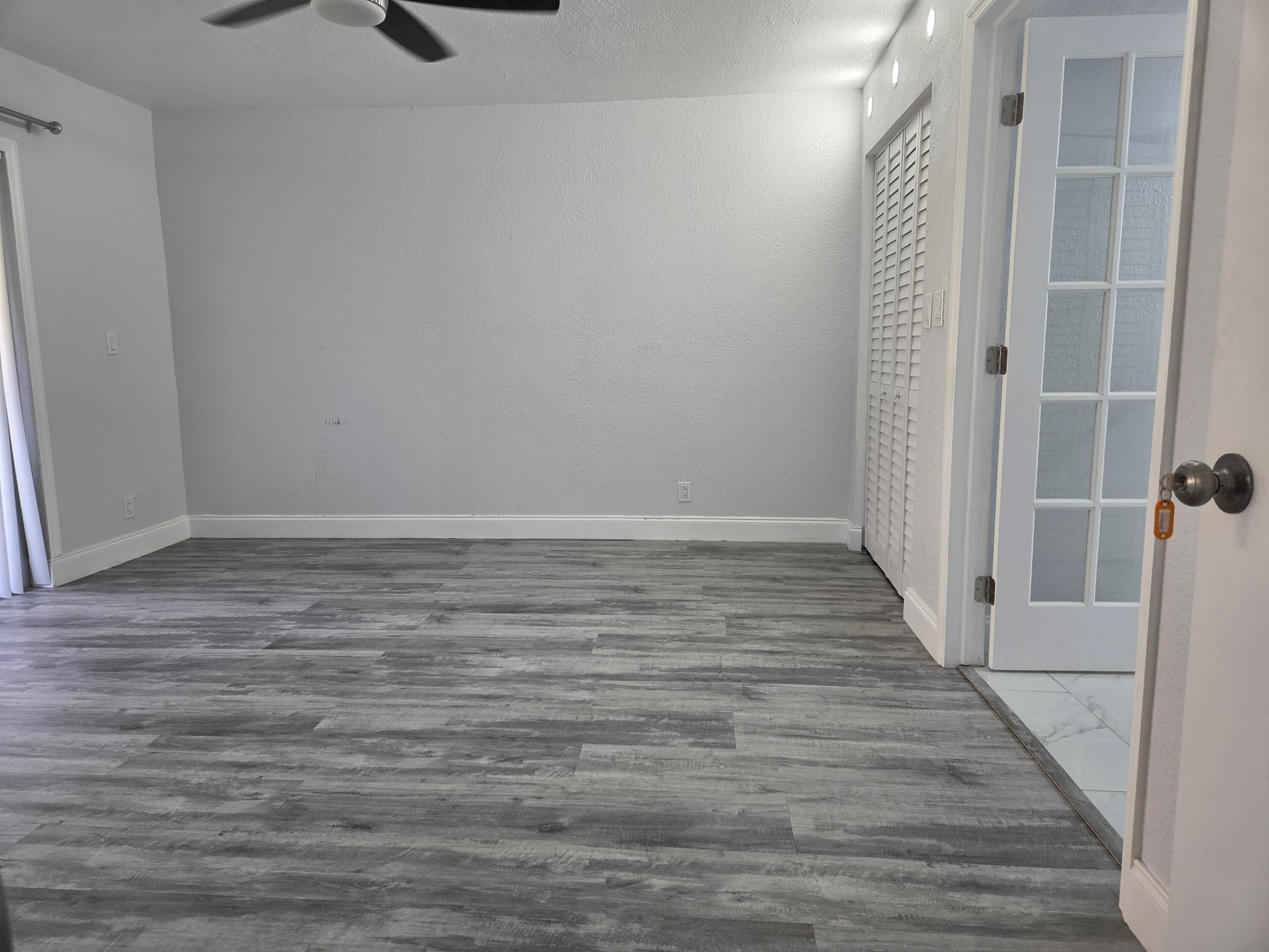 3905 N Nob Hill Road Apt 110