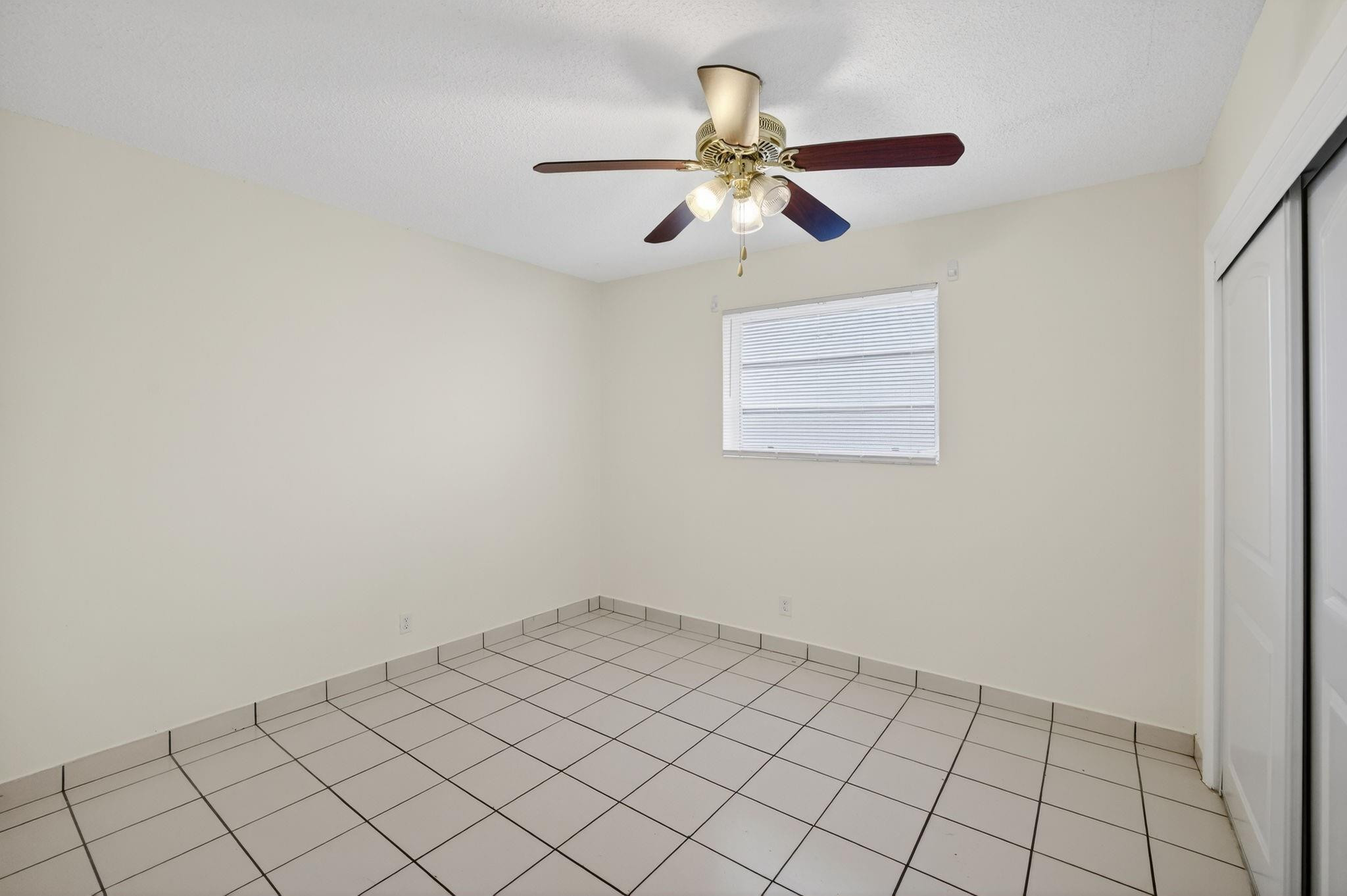 F A Barretts Sub Of W1/2 - Residential Lease