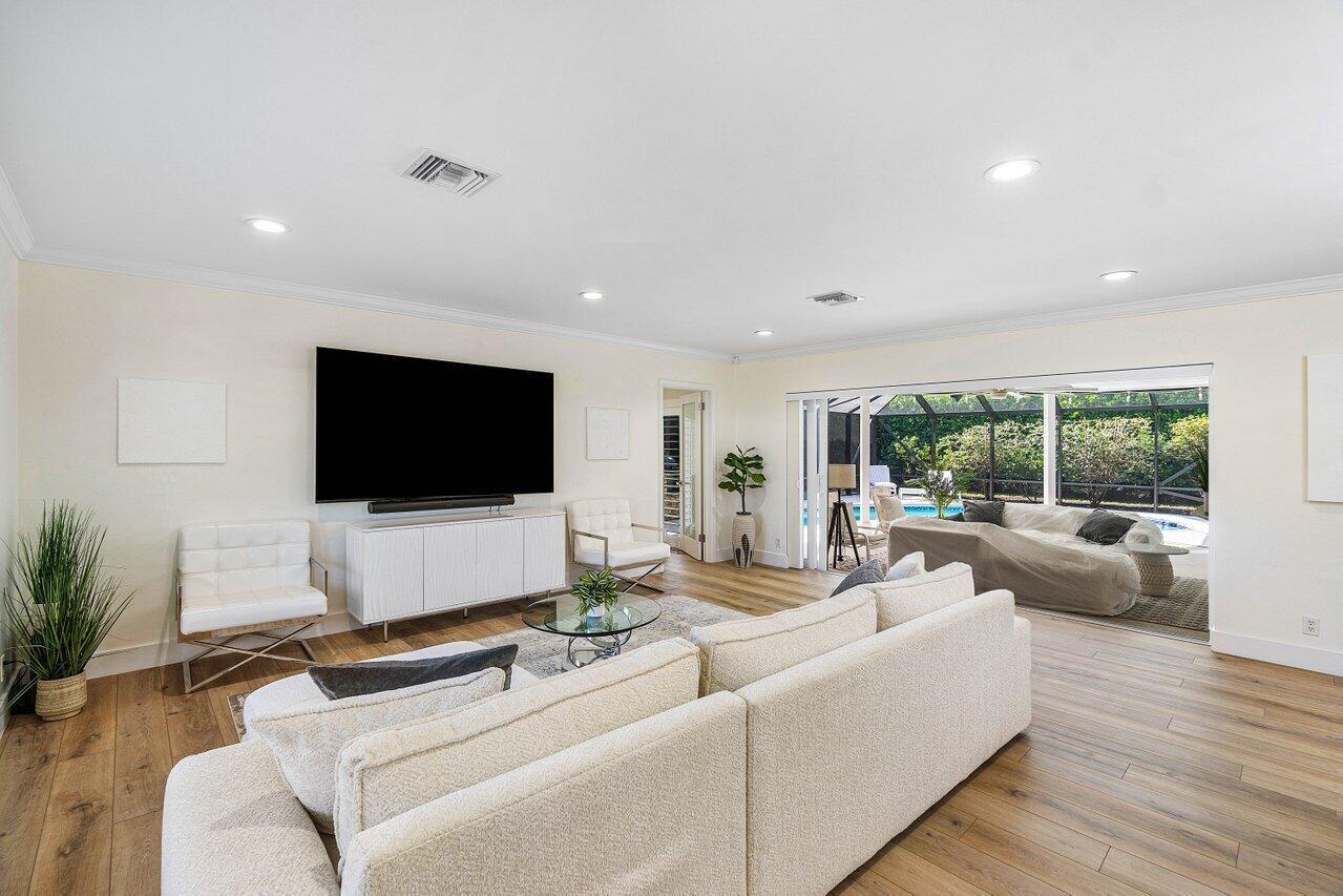 881 Elderberry Way
