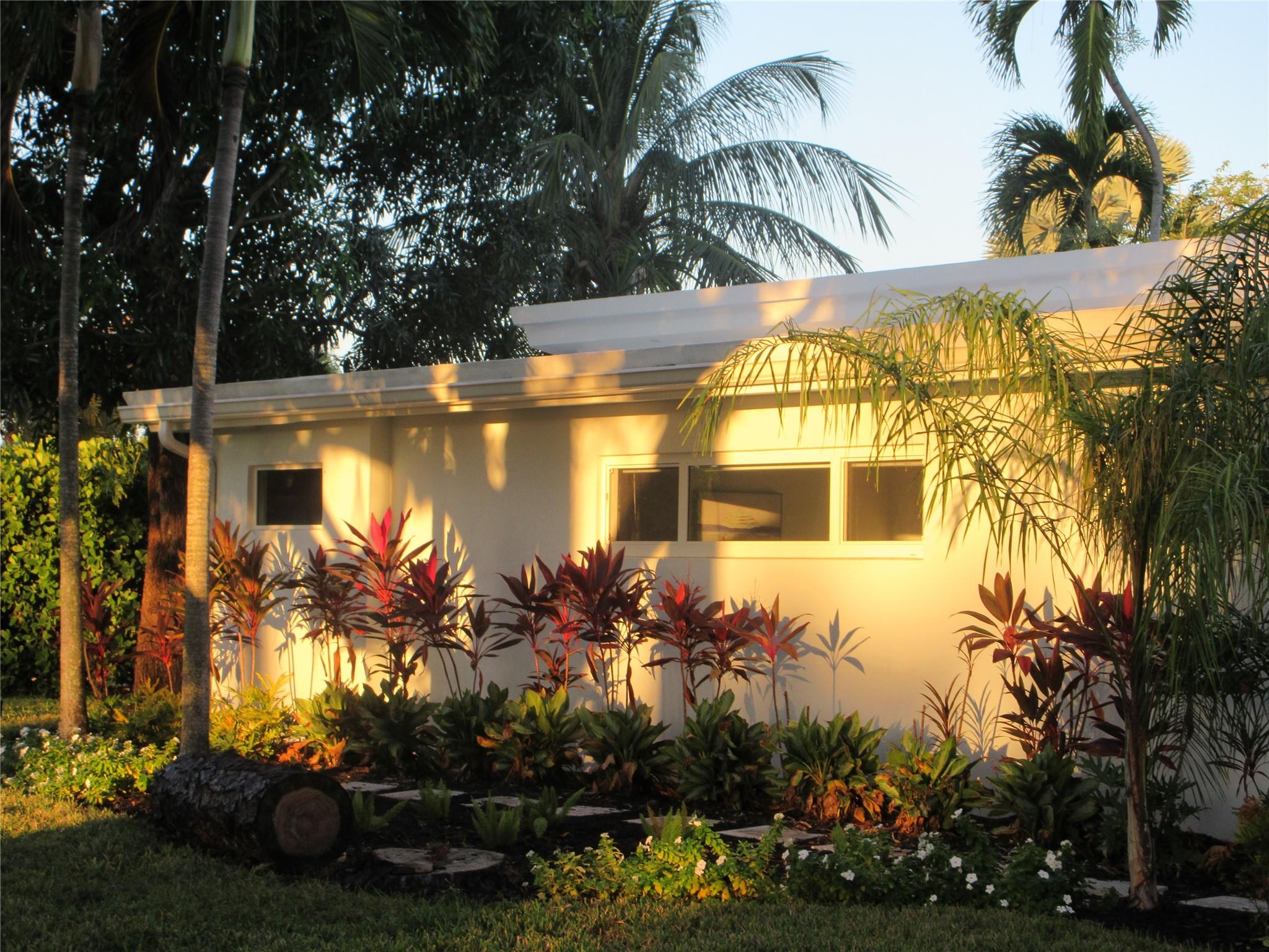 Lighthouse Point 4th Sec - Residential