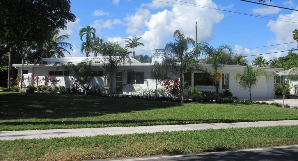 Photo of 3021 NE 23rd Ave, Lighthouse Point, FL 33064 (MLS # F10538472)