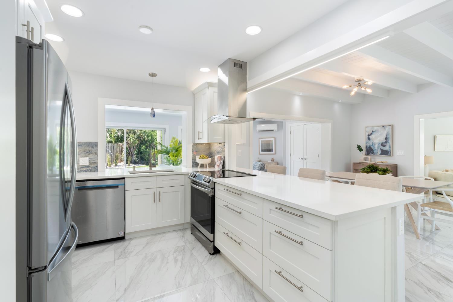 Lighthouse Point 4th Sec - Residential