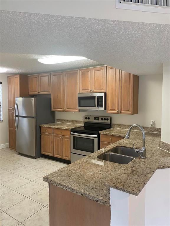 Edgewater Condo - Residential Lease