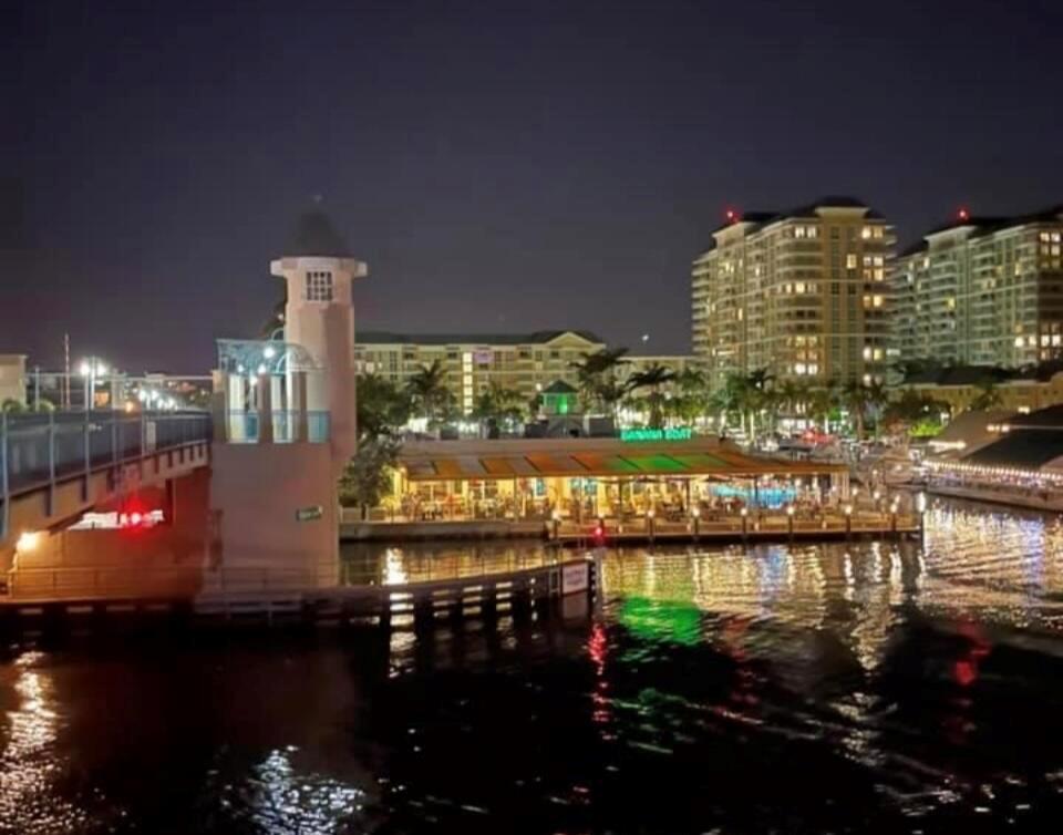 VILLA DEL SOL CONDO - Residential Lease