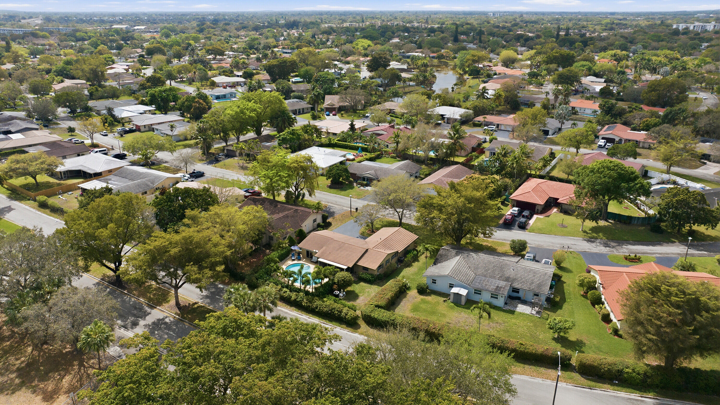 FOREST HILLS - Residential