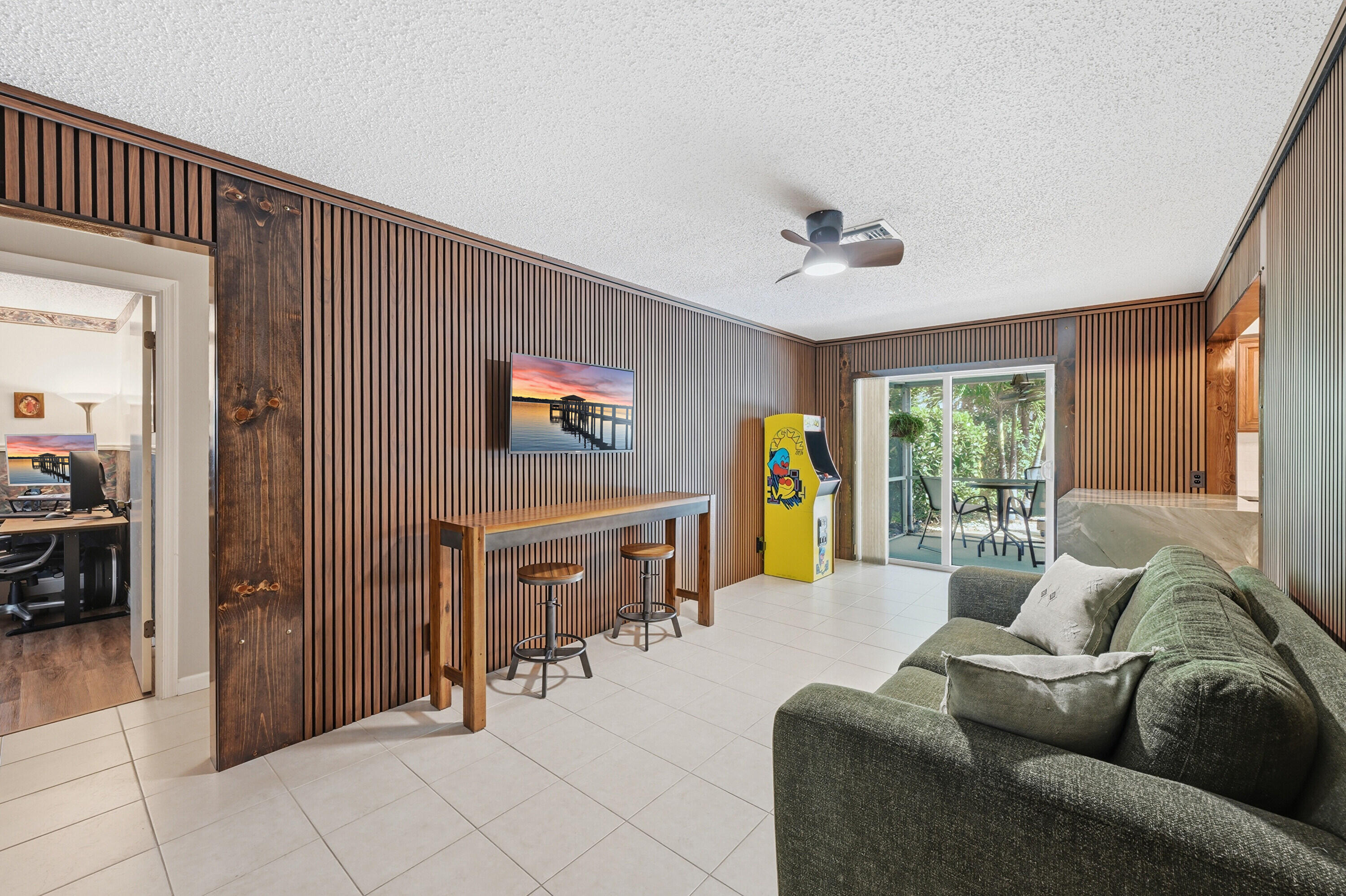 FOREST HILLS - Residential