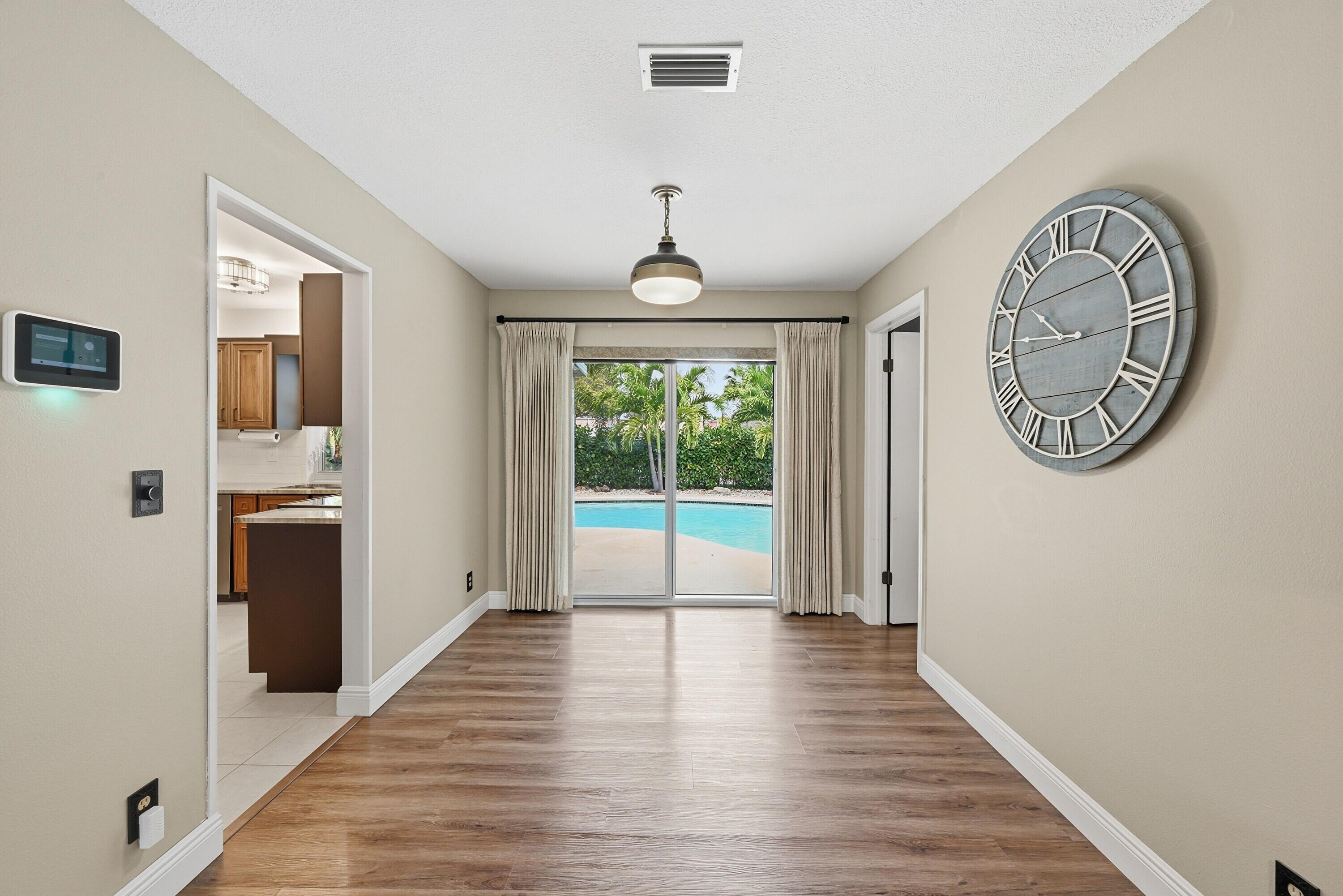 FOREST HILLS - Residential