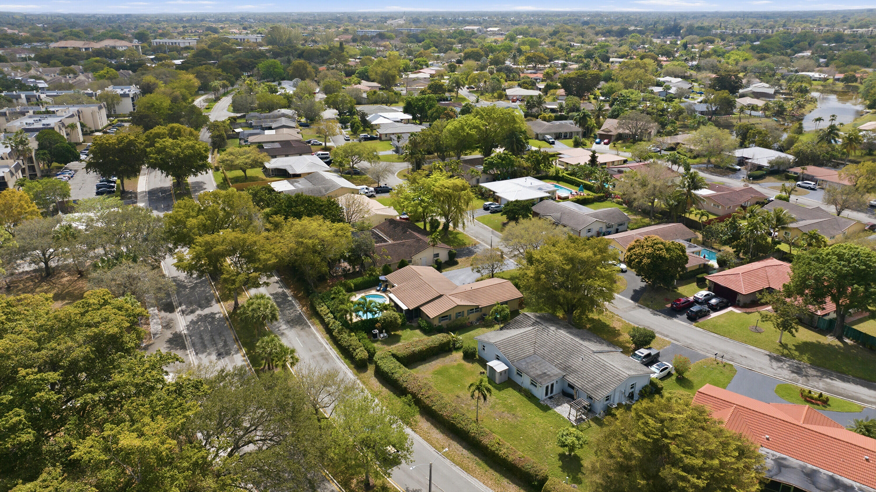 FOREST HILLS - Residential