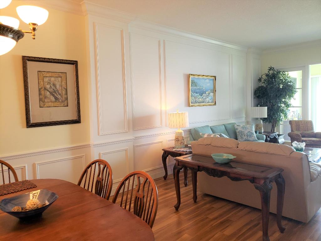 HARBOUR ISLE AT HUTCHINSON ISLAND WEST, A CONDOMIN - Residential Lease