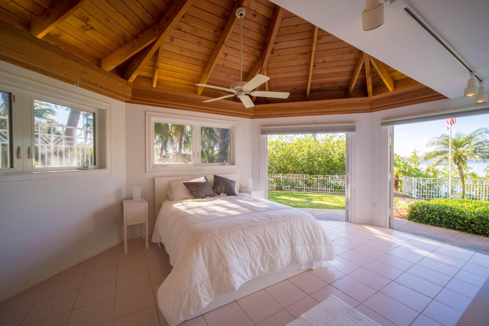 GEDNEY VS PIERSON - Residential Lease