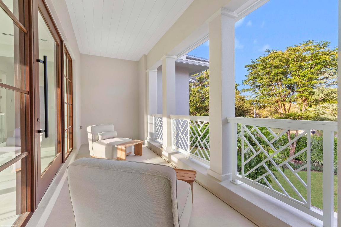 OAK TREE EST - Residential