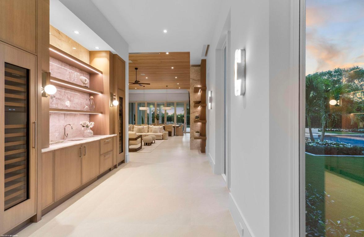 OAK TREE EST - Residential