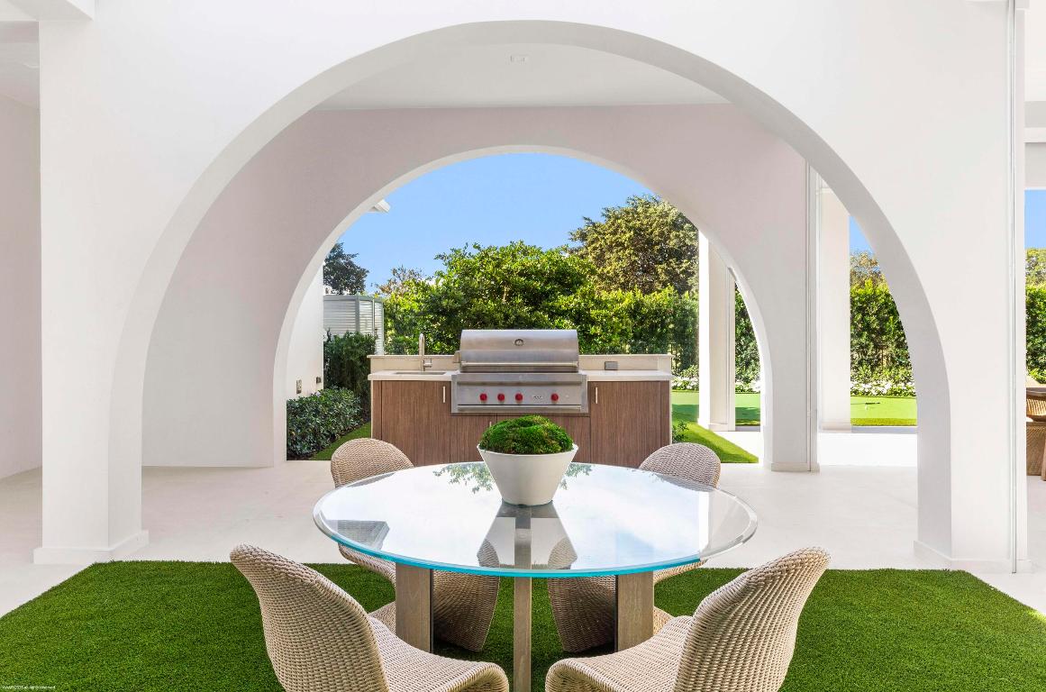 OAK TREE EST - Residential